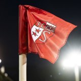 Logo du FC Sion sur le poteau de corner à Tourbillon